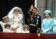 Weltweit mehr als 750 Millionen Zuschauer schauten bei der Live-Übertragung im Fernsehen zu: Am 29. Juli 1981 heiratet Thronfolger Prinz Charles die 20-jährige Diana Spencer. (Bild: Terry Fincher/Princess Diana Archive/Getty Images)