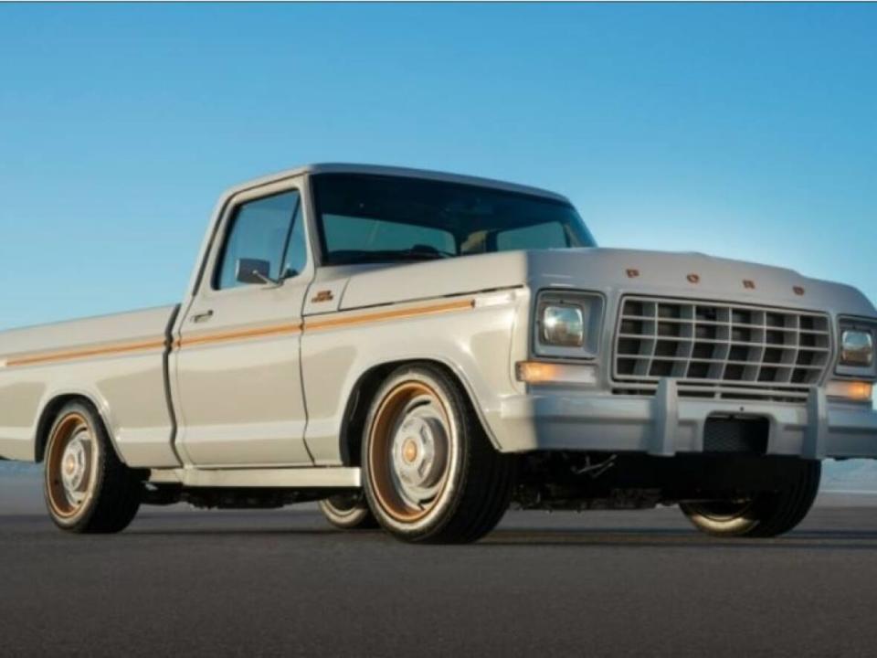 This Ford F-100 was among three electric vehicles revealed at the SEMA show in Las Vega this month. The others were the Hyundai Grandeur and Hyundai Pony.  (Ford Media Centre - image credit)