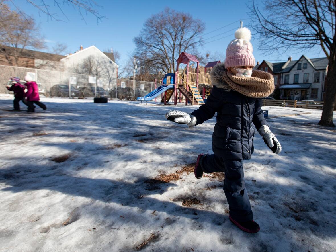 A contentious Ottawa school board meeting about masking this week illustrated the inceasingly polarized atmosphere faced by those seeking to bring back COVID-19 restrictions, a local professor in psychology says.  (Evan Mitsui/CBC - image credit)