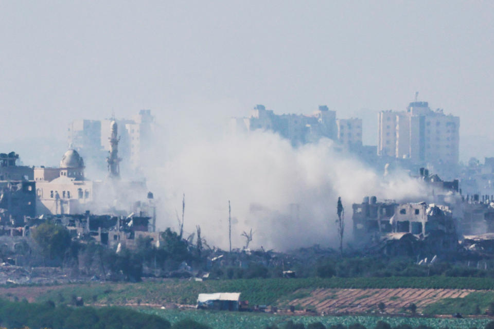 A view shows smoke in the Gaza Strip as seen from Israel's border with the Gaza Strip, in southern Israel October 25, 2023. REUTERS/Ammar Awad