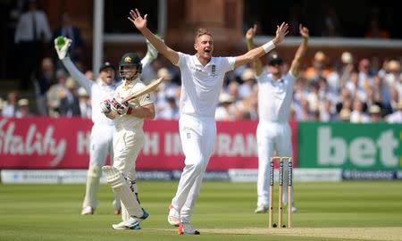 Cricket - England v Australia - Investec Ashes Test Series Second Test - Lord?s - 17/7/15 England's Stuart Broad appeals without success Reuters / Philip Brown Livepic