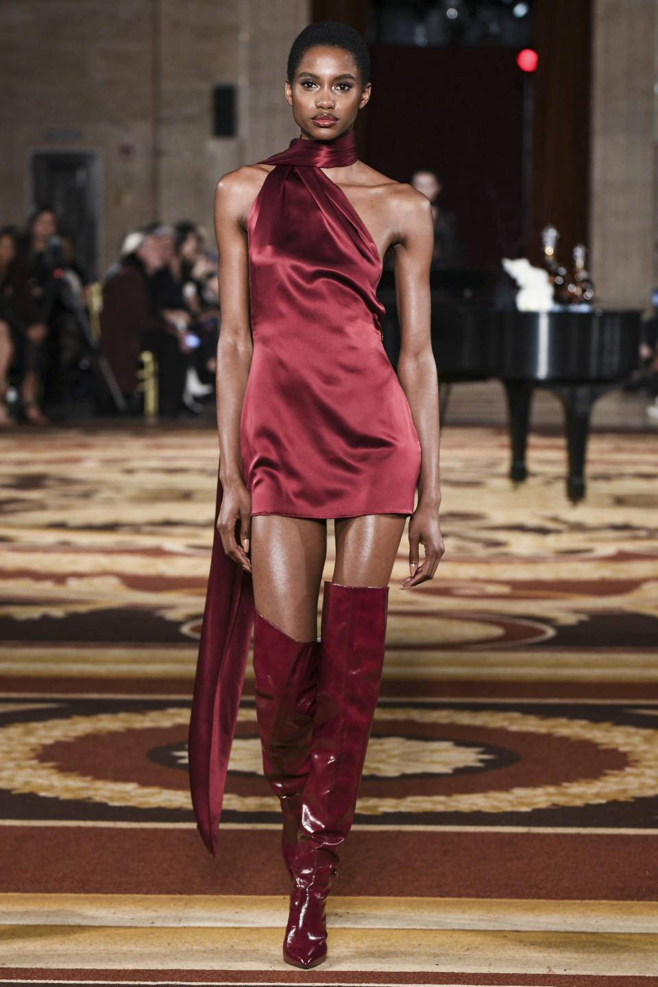 LaQuan Smith - Fall Winter 2024 - NYFW - Fashion Show - Red Dress