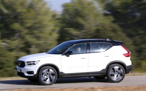 Volvo XC40 pictures