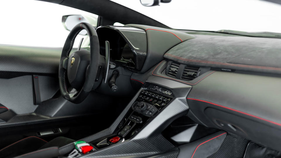 The interior of a 2014 Lamborghini Veneno.