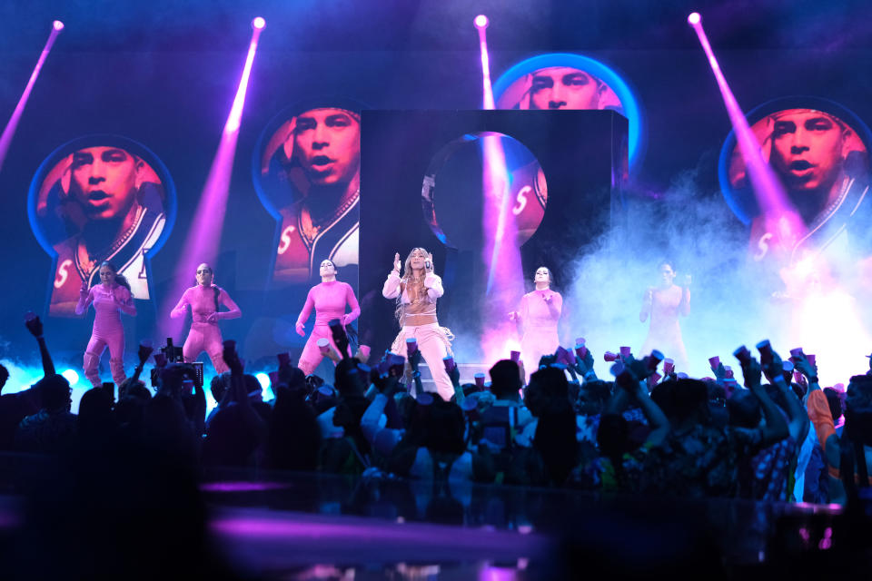 Farina durante los Premios Juventud 2022 en San Juan, Puerto Rico. (Photo by Jose R. Madera/Getty Images)