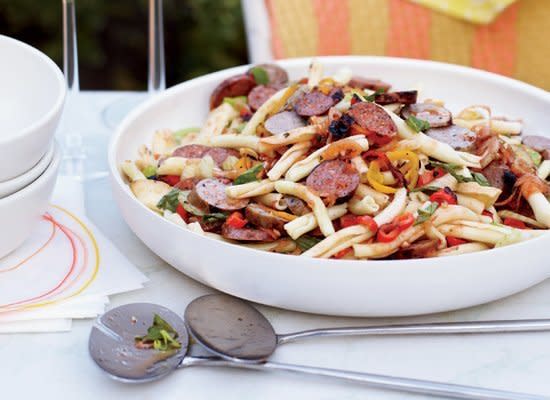 <strong>Get the <a href="http://www.huffingtonpost.com/2011/10/27/pasta-salad-with-grilled-_n_1058602.html" target="_hplink">Pasta Salad with Grilled Sausages recipe</a></strong>    Lemon, olive oil, tomato paste, garlic and thyme flavor the vinaigrette that ties together this pasta salad made with gemelli pasta and thinly sliced grilled sausage and vegetables.