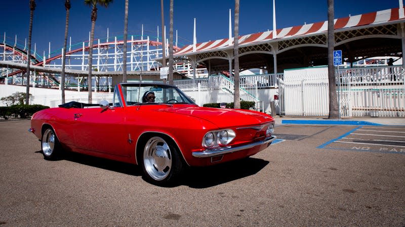 Vintage 1965 Chevrolet Corvair convertible at Belmont Park - Photo: Dünzl\ullstein bild (Getty Images)