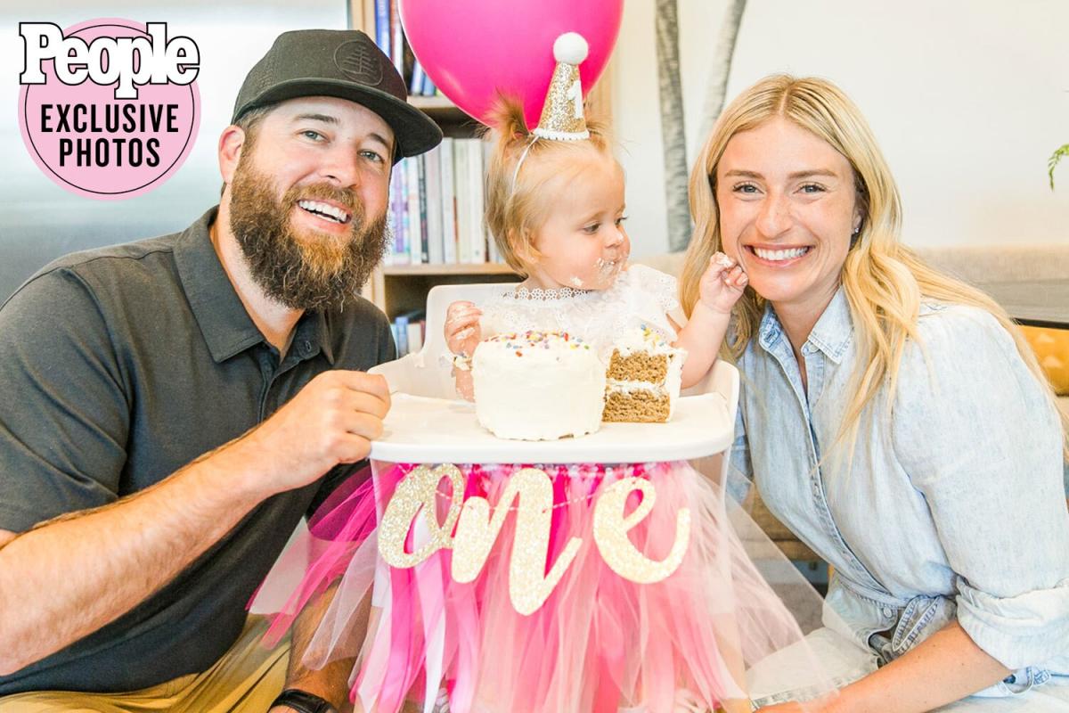 Rookie of the year 1st birthday shirt, Cake Smash Outfit, All Star