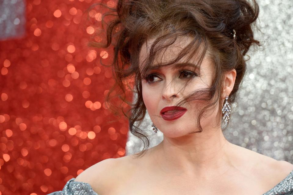 English actress Helena Bonham Carter poses on the carpet upon arrival to attend he European premiere of the film " Ocean's 8" in London on June 13, 2018. (Photo by Anthony HARVEY / AFP)        (Photo credit should read ANTHONY HARVEY/AFP/Getty Images)