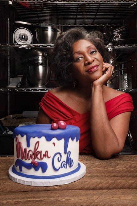 Dasha Kelly Hamilton is joined onstage by two cake bakers for "Makin' Cake," a show that explores race, culture, class, American history and America's sweet tooth in a fun and refreshing way, March 1 at Door Community Auditorium in Fish Creek.