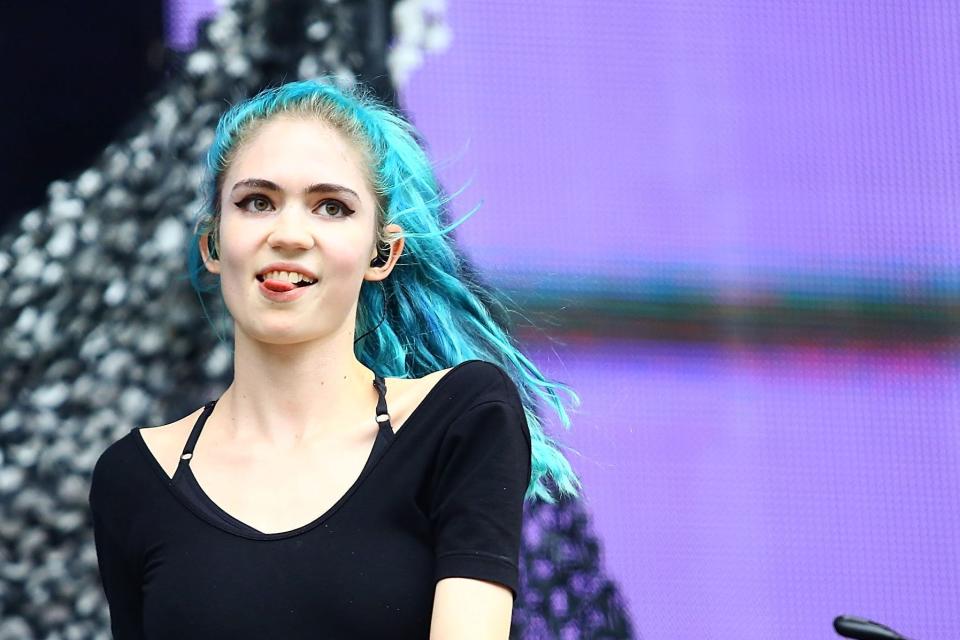 Grimes hat ein KI-Spielzeug für Kinder herausgebracht. - Copyright: Astrid Stawiarz/Getty Images