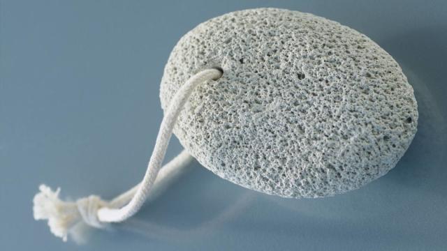How to Use a Pumice Stone in the Most Effective Way 
