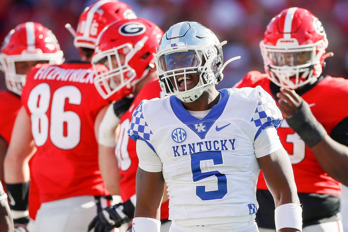 Linebacker DeAndre Square (5) has returned as a super senior to help lead the Kentucky defense in 2022. UK is ranked in the Associated Press preseason poll for just the fifth time in program history.