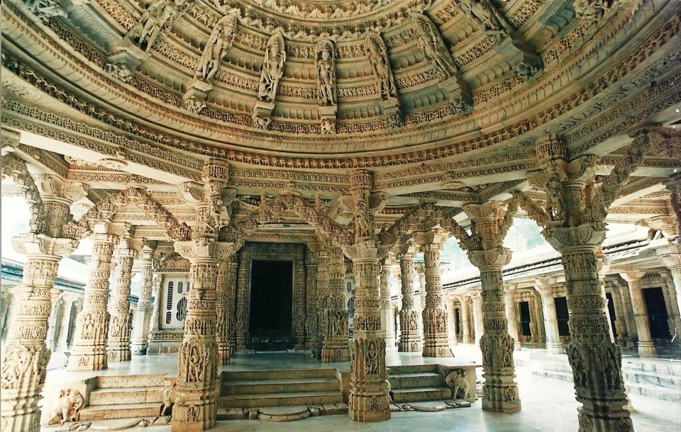 4. Dilwara Jain Temples, Mt Abu