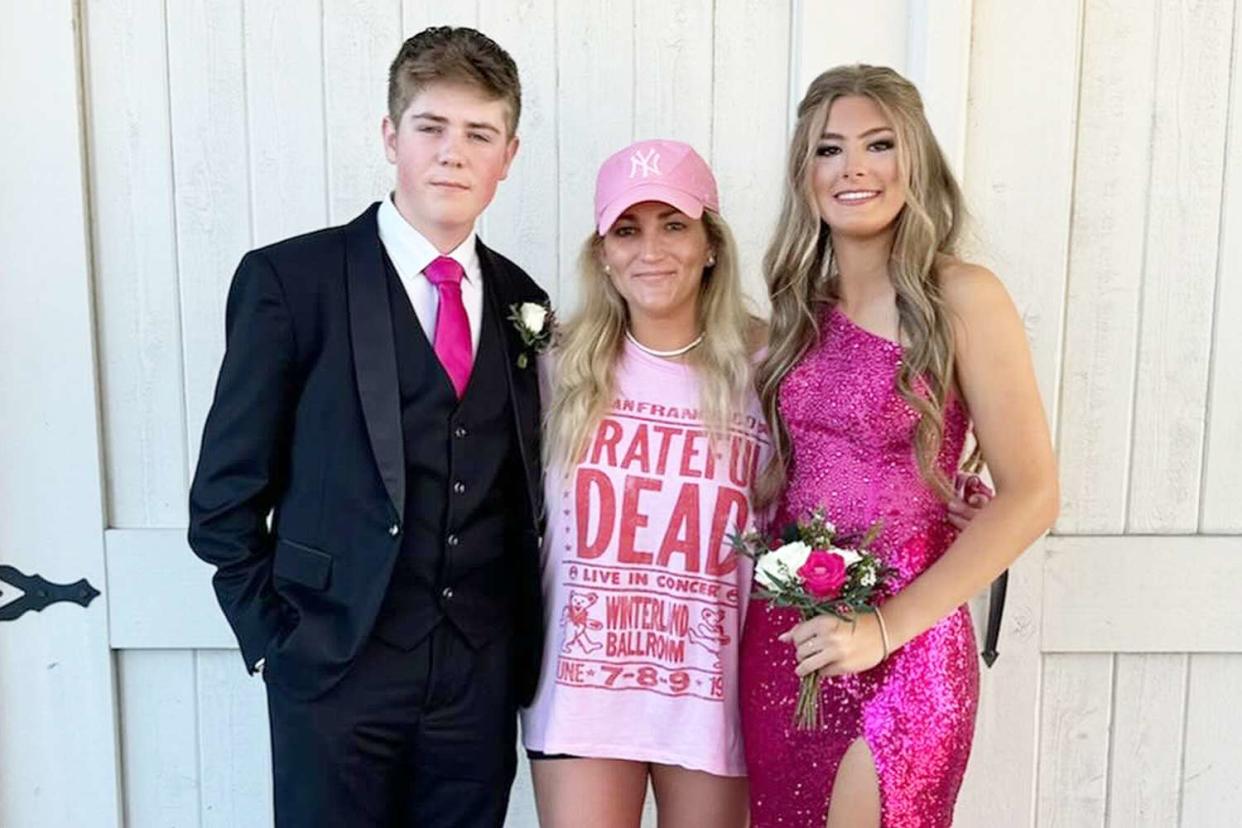 <p>Maddie Watson/Instagram</p> Jamie Lynn Spears and her daughter Maddie on prom night.