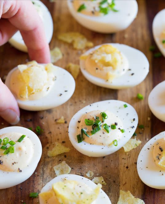 <strong>Get the <a href="http://www.aspicyperspective.com/sour-cream-and-onion-dip-deviled-egg-recipe/">Sour Cream and Onion Dip Deviled Eggs recipe</a>&nbsp;from A Spicy Perspective</strong>