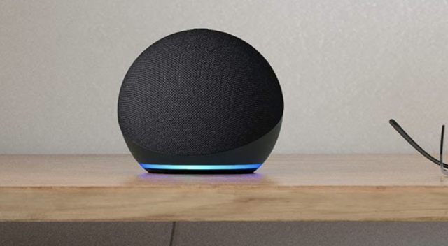 Oferta del día en : Echo Dot con Alexa al 42% de descuento