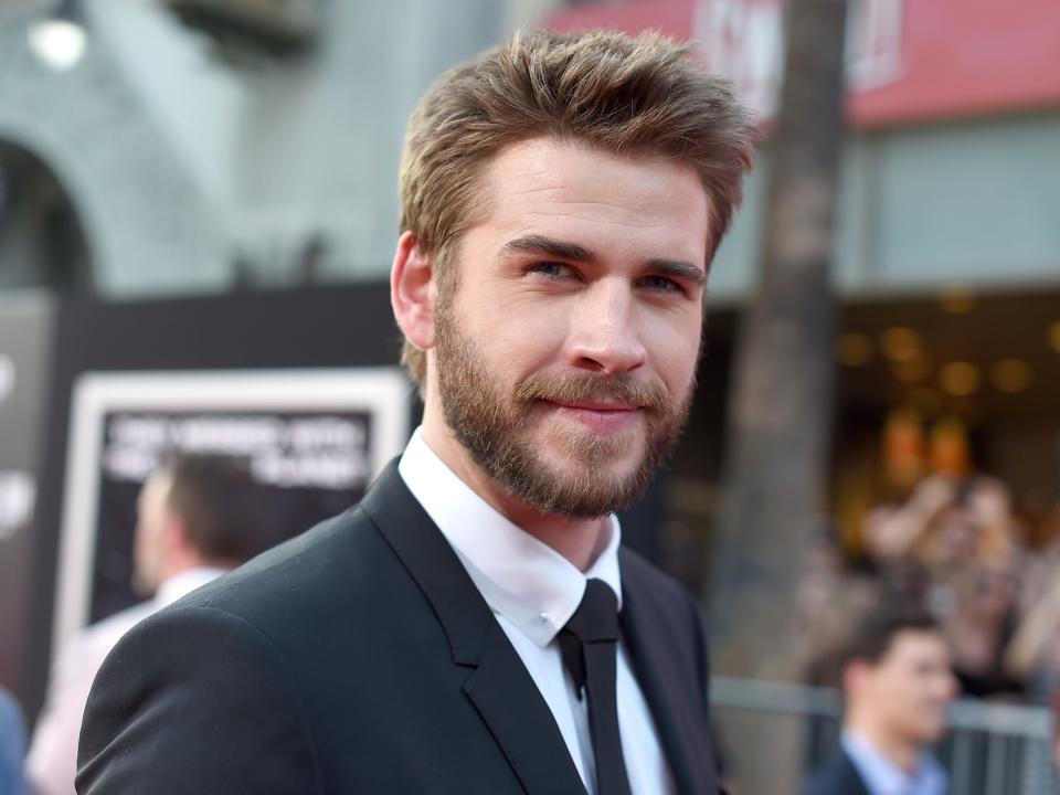 liam hemsworth 2016