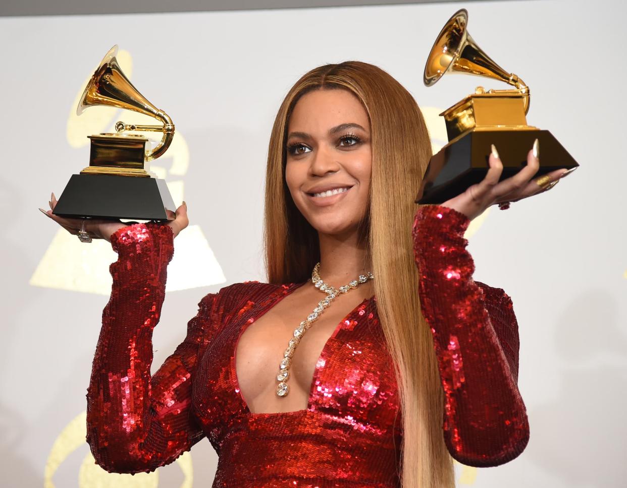 Beyoncé aux Grammys en 2017 - Robyn Beck