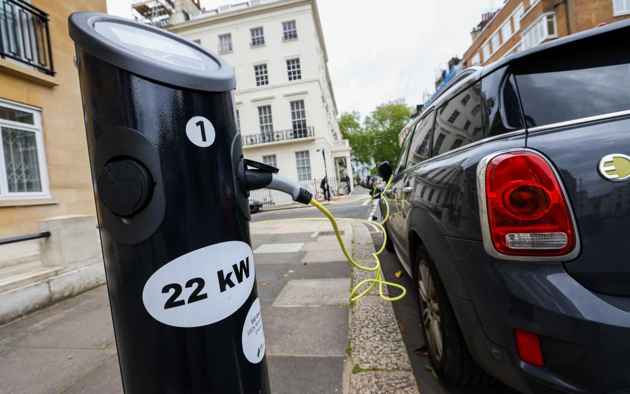 Electric street charger - Chris Ratcliffe/Bloomberg