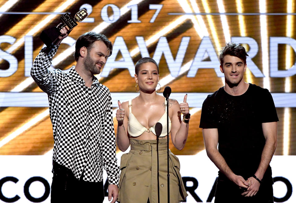 <p>(L-R) Alex Pall of The Chainsmokers, Halsey, and Andrew Taggart of The Chainsmokers accept Top Collaboration for ‘Closer’ onstage during the 2017 Billboard Music Awards at T-Mobile Arena on May 21, 2017 in Las Vegas, Nevada. (Photo by Ethan Miller/Getty Images) </p>