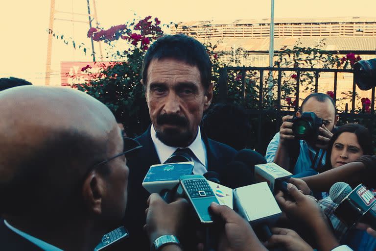 Netflix: el documental que cuenta la increíble historia de John McAfee, el magnate informático que vivió como un fugitivo