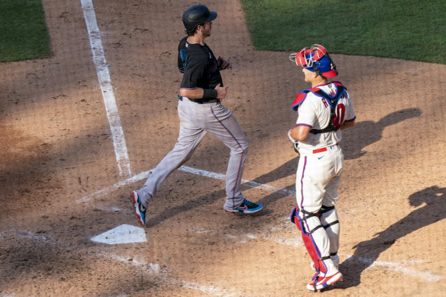 Realmuto homers twice vs old team, Phillies beat Marlins 6-1