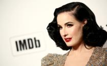 Hätte man sich denken können: Dita Von Teese heißt eigentlich anders, nämlich Heather Renée Sweet, und sie kam auch nicht in irgendeinem Pariser Nachtlokal zur Welt, sondern in West Branch, Michigan. Der Künstlername Dita Von Teese entstand in Anlehnung an die deutsche Schauspielerin Dita Parlo. (Bild: Getty Images/Tommaso Boddi)