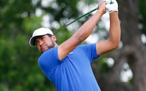 Tony Finau leads the way - Credit: usa today