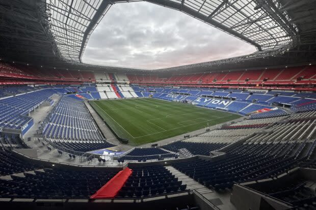 Le Groupama Stadium était plein comme un oeuf pour la visite de Monaco, dimanche. – @Sportune