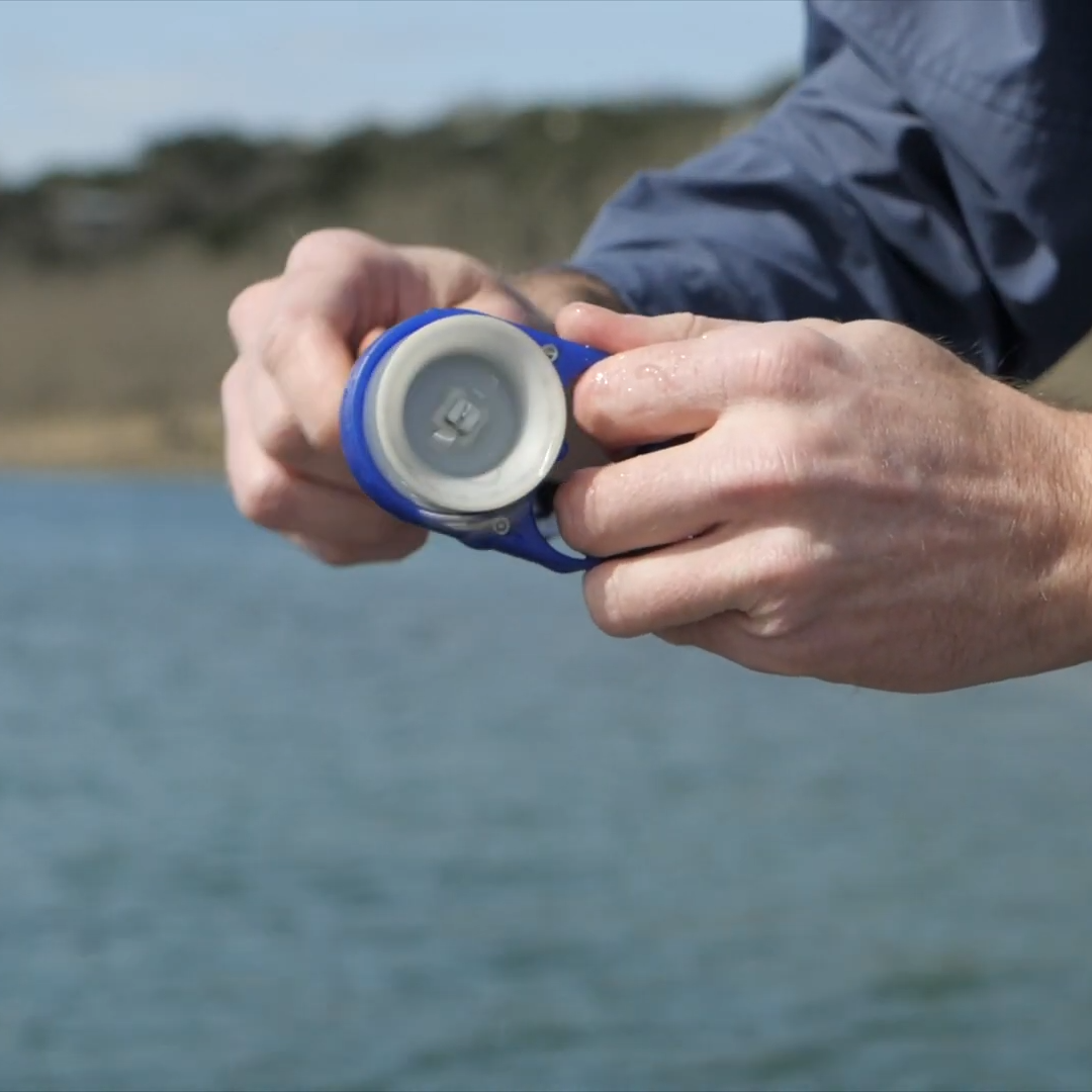Rodless fishing reel fits right in your pocket