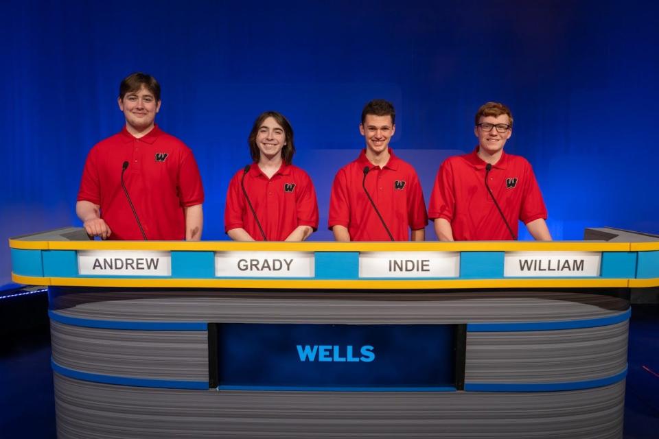 On the set of High School Quiz Show: Maine are (left to right) Andrew Mott, Grady Roy, Indie Brogan, and William “Cole” Griffith. Missing from the photo are teammates Sam Coleman and Nolan Mottor.