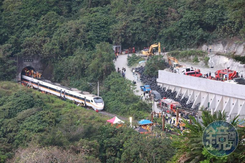 台鐵太魯閣號408車次事故，造成50人慘死的悲劇。（本刊資料照）