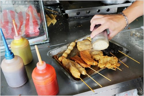 【食記│台南】關廟阿婆炸甜不辣~隱藏版!關廟人吃不到會哭的炸甜不辣!