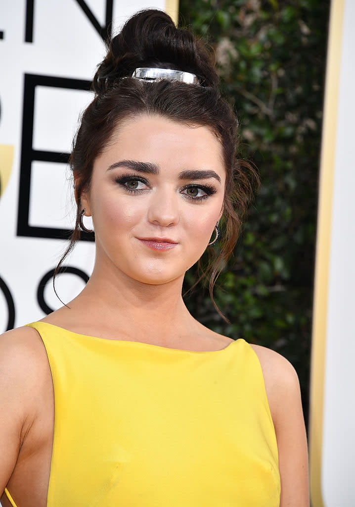 BEVERLY HILLS, CA - JANUARY 08: Maisie Williams arrives at the 74th Annual Golden Globe Awards at The Beverly Hilton Hotel on January 8, 2017 in Beverly Hills, California. (Photo by Steve Granitz/WireImage)