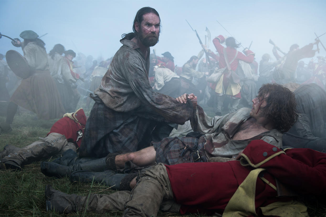 Duncan Lacroix as Murtagh Fitzgibbons and Sam Heughan as Jamie Fraser in <i>Outlander</i>. (Photo: Starz)