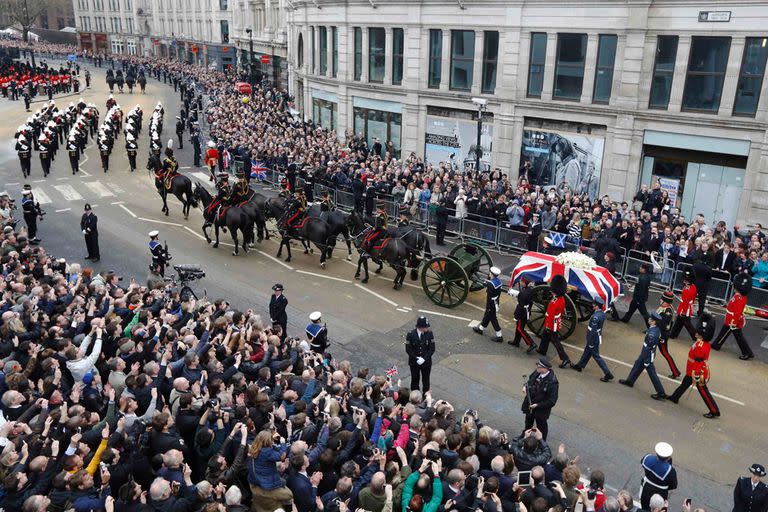 Con una ceremonia privada y con honores militaresLa elite británica despide a Margaret Thatcher