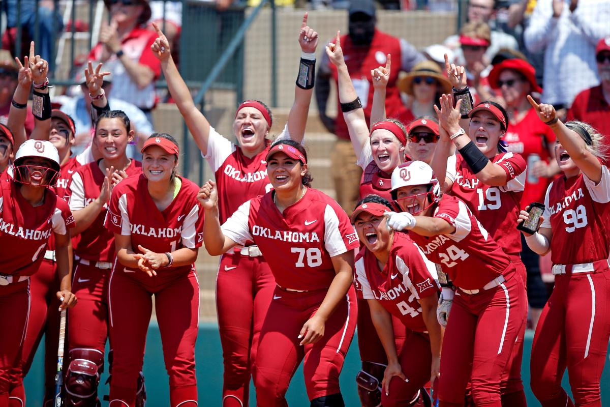 Who's going to win the Women's College World Series? Experts pick every