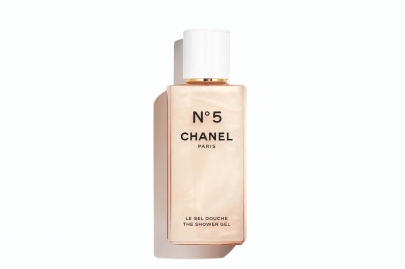 CHANEL N°5系列添新成員