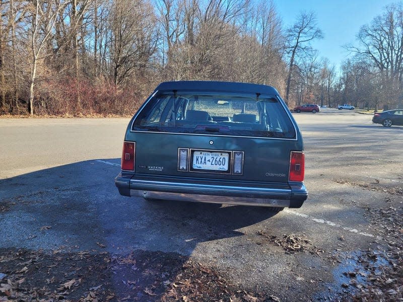 Photo: <a class="link " href="https://rochester.craigslist.org/cto/d/rochester-1994-oldsmobile-cutlass/7725941688.html" rel="nofollow noopener" target="_blank" data-ylk="slk:Craigslist;elm:context_link;itc:0;sec:content-canvas">Craigslist</a>