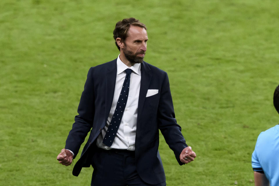 LONDON, ENGLAND - JULY 07: (BILD ZEITUNG OUT) head coach Gareth Southgate of England celebrate after winning after the UEFA Euro 2020 Championship Semi-final match between England and Denmark at Wembley Stadium on July 7, 2021 in London, United Kingdom. (Photo by Vincent Mignott/DeFodi Images via Getty Images)