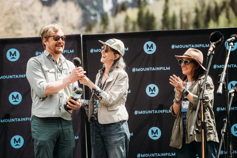 Suzan Beraza and Lucy Lerner at the awards ceremony for Mountainfilm
