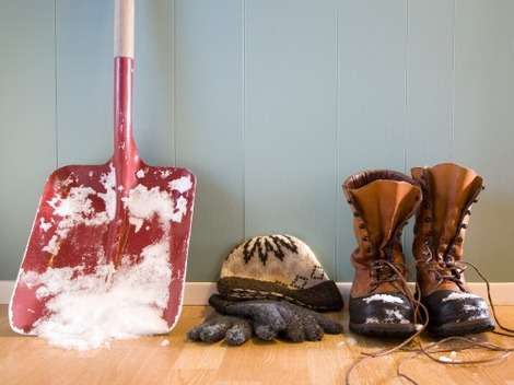 These winter chores double as quick calorie-burners.