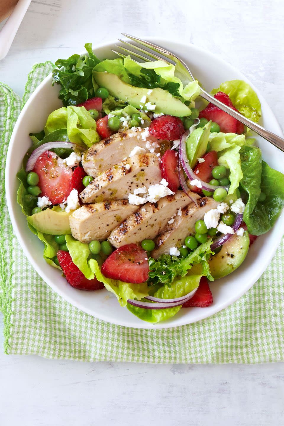 grilled chickenandstrawberry cobb salad