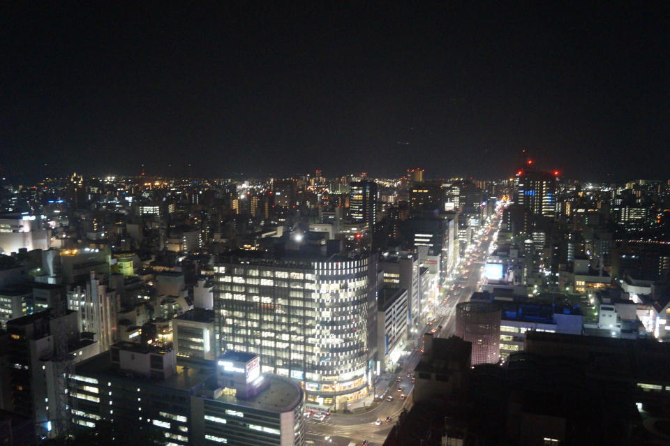 <p>A view of Hiroshima at night. (Photo: Michael Walsh/Yahoo News) </p>