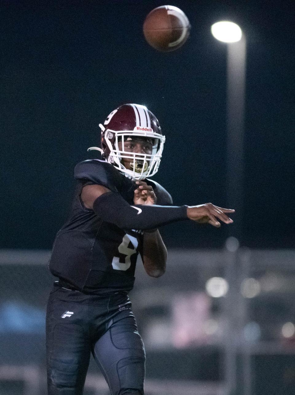 Quarterback De'Vonsha O'Neal (9) passes during the Gulf Breeze vs Pensacola football game at Pensacola High School on Thursday, Sept. 22, 2022.