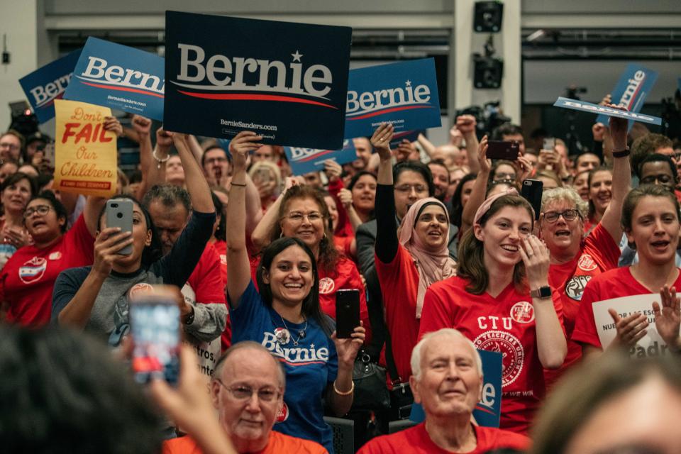 Supporters cheer for Democratic presidential candidate Sen. Bernie Sanders (I-Vt.) who spoke at a rally in support of the Chicago Teachers Union ahead of an upcoming potential strike. (Photo: Scott Heins via Getty Images)