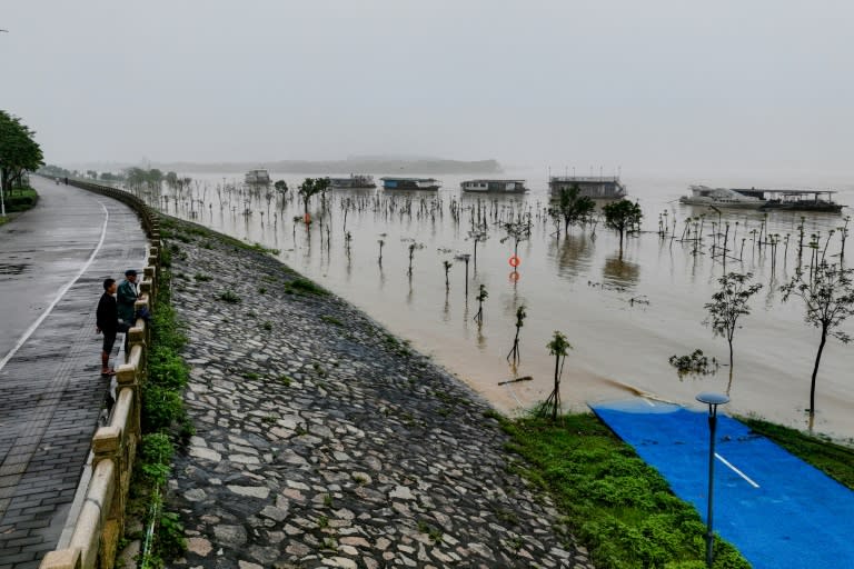 Una zona inundda en la ciudad de Qingyuan, en el sur de China, el 22 de abril de 2024 (Str)