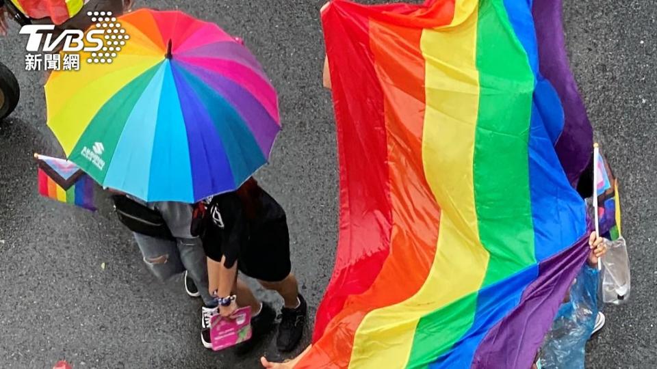 泰國LGBTQ族群上街為自己爭取合法權益。（圖/達志影像路透社）