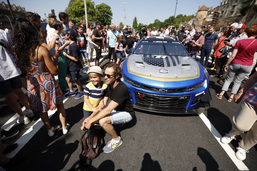 Le Mans 24 Hour Race - Car Parade